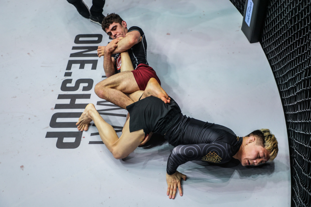 Musumeci caused serious damage to Bayanduuren on his way to a third straight ONE victory.